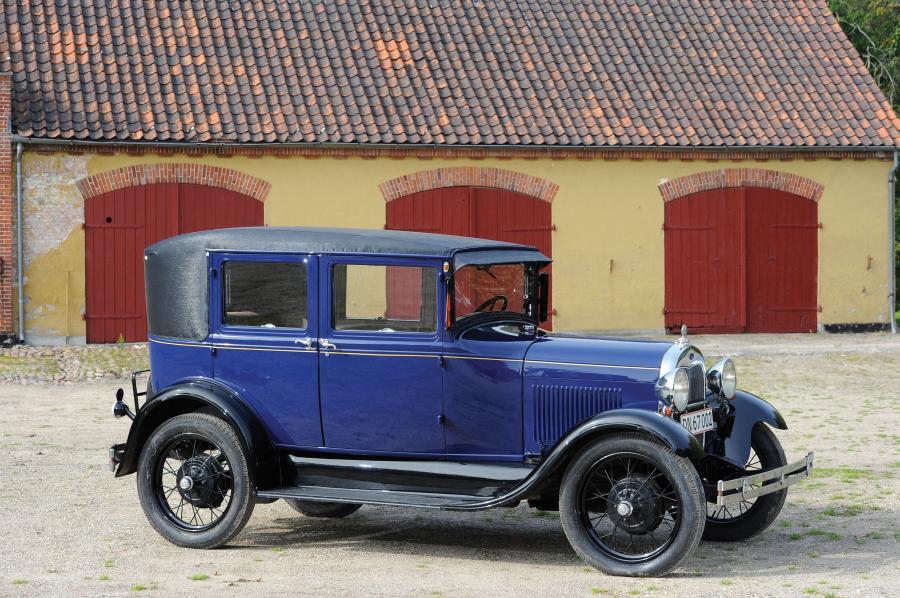  Ford Model A Fordor Sedan 1929 года  (фото 1 из 9)